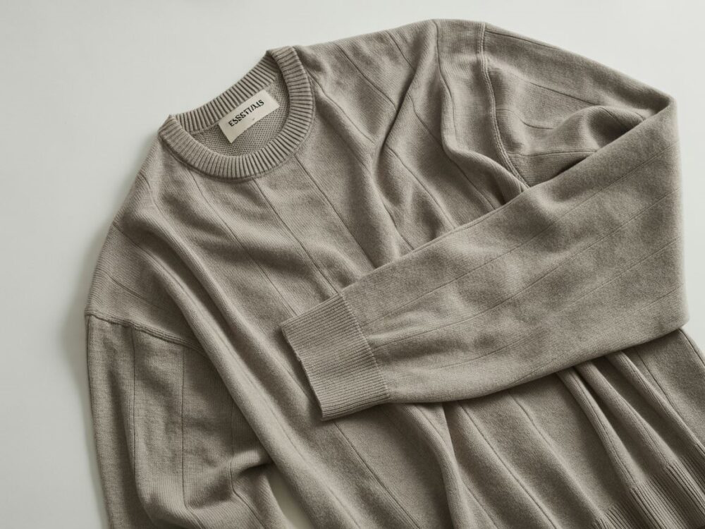 nowoczesny sweter męski