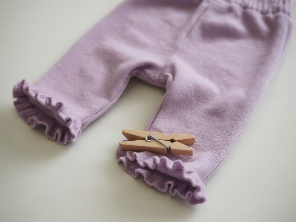 pastelowe legginsy dla dziecka